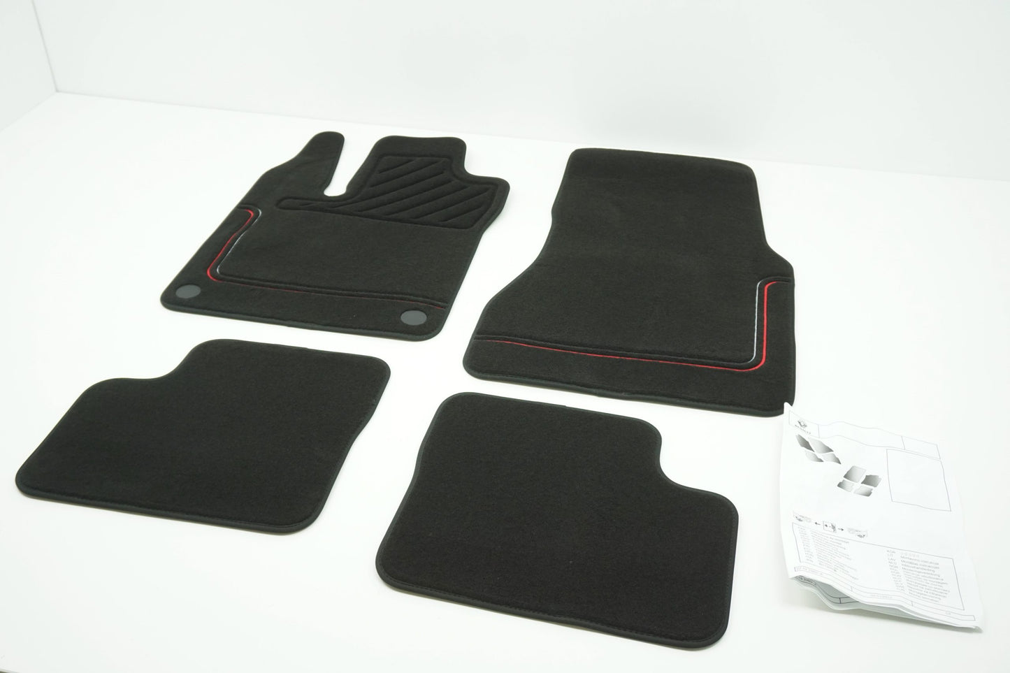 Pièce d'origine Tapis de sol en velours pour Renault Twingo III 8201721137