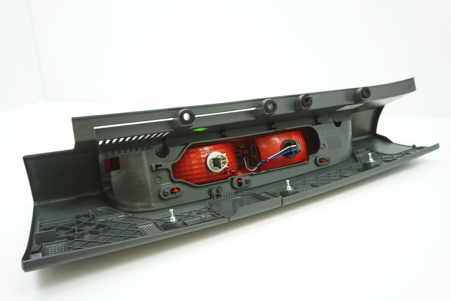 Pièce d'origine Feu arrière gauche pour Renault Trafic Nissan Primastar 265A60119R
