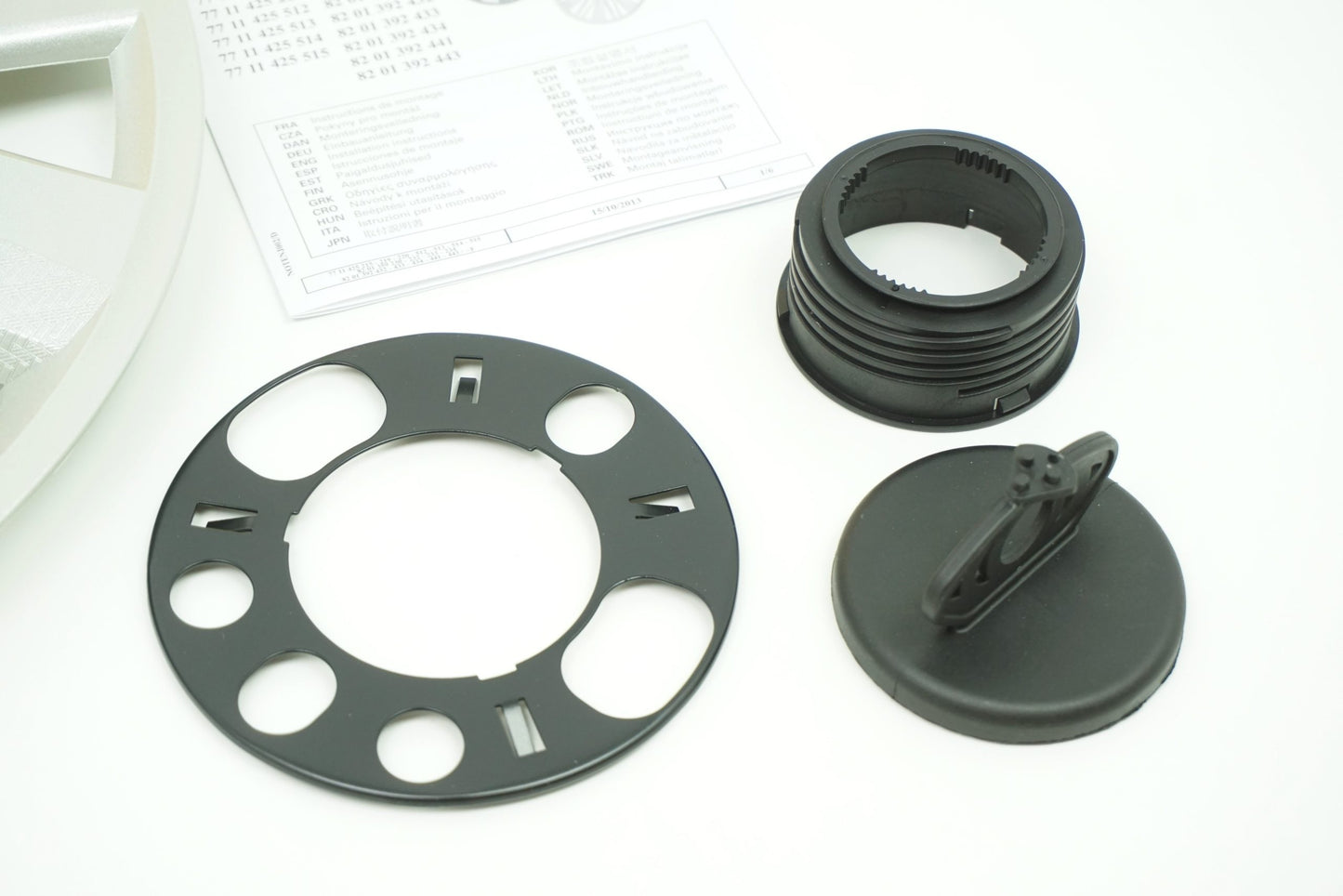 Pièce d'origine Enjoliveur de roue 15 pouces pour Renault 8201392434
