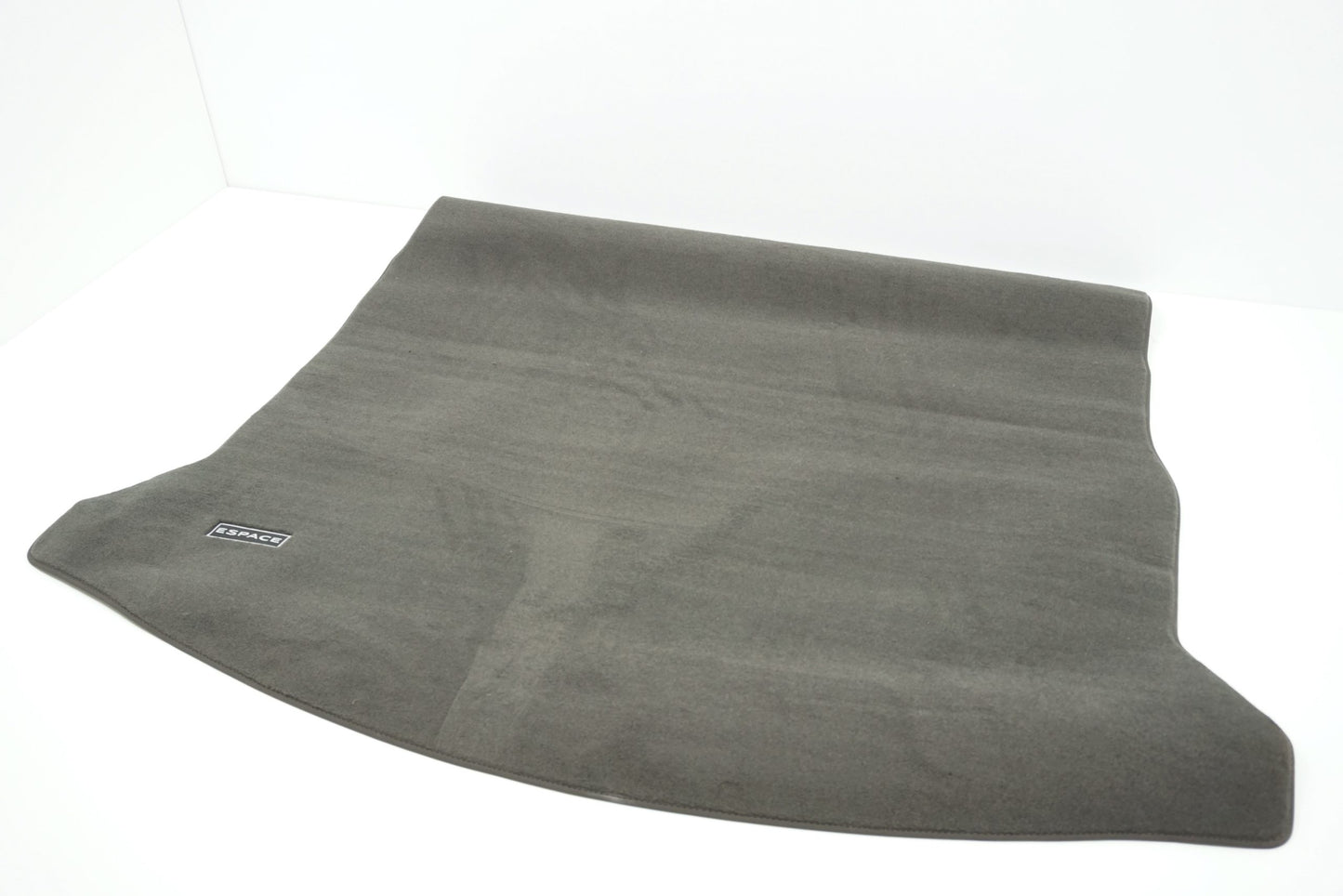 Pièce d'origine Tapis de coffre premium pour Renault Espace V 8201437836