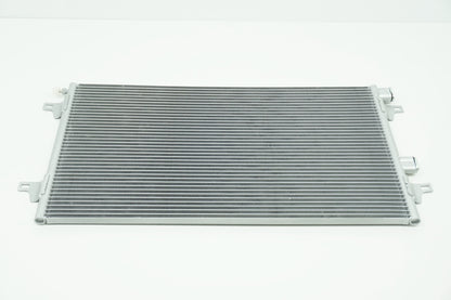 Pièce d'origine Condenseur de climatisation pour Renault Laguna Vel Satis 8660003640
