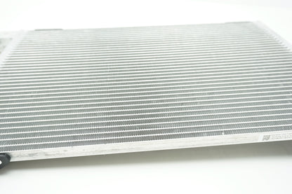 Pièce d'origine Condenseur de climatisation pour Citroën C5 C6 Peugeot 307 407 8660003649