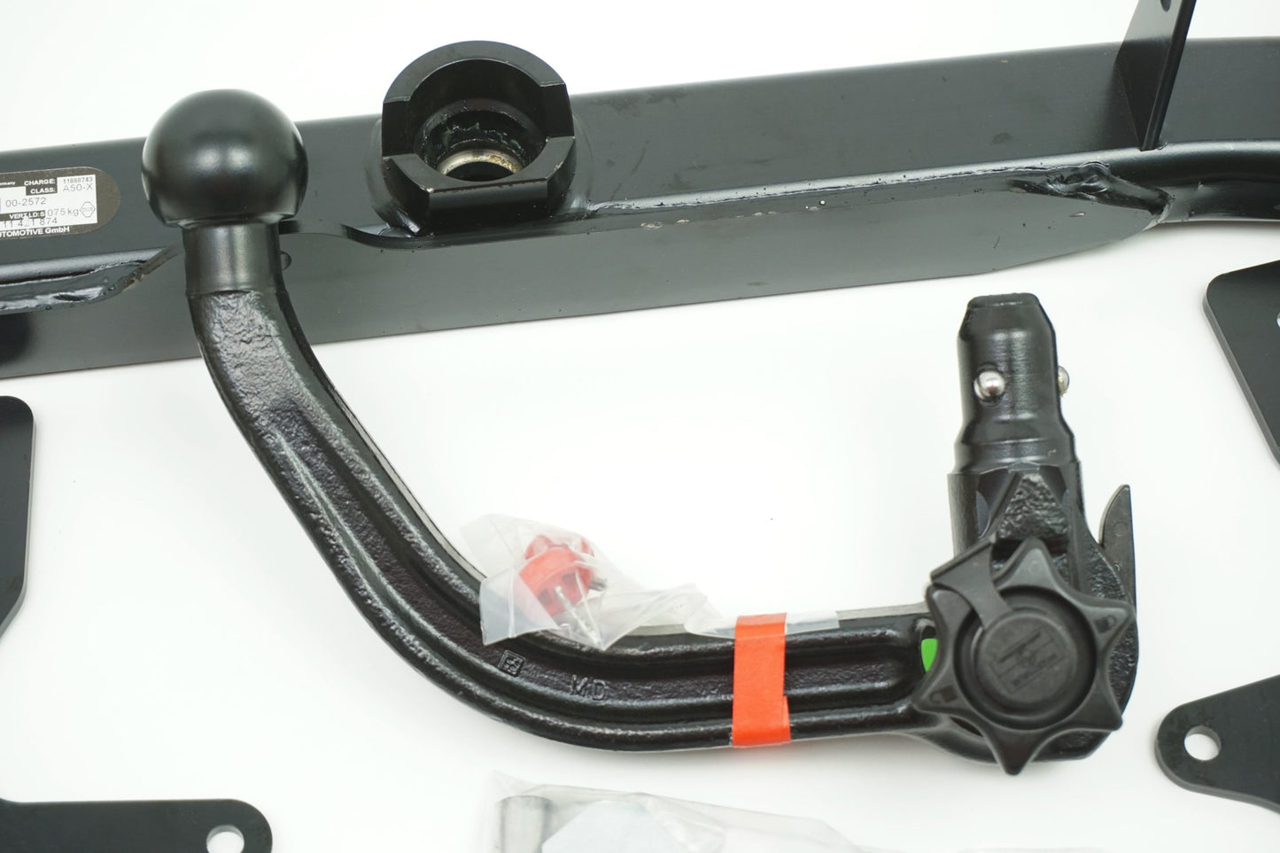 Pièce d'origine Attelage amovible pour Renault Clio III 7711421874