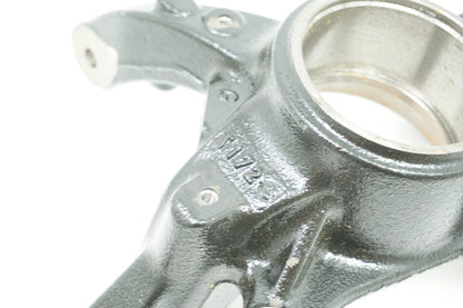 Pièce d'origine Fusée de roue avant gauche pour Renault Captur 1.5 dCi 400159304R
