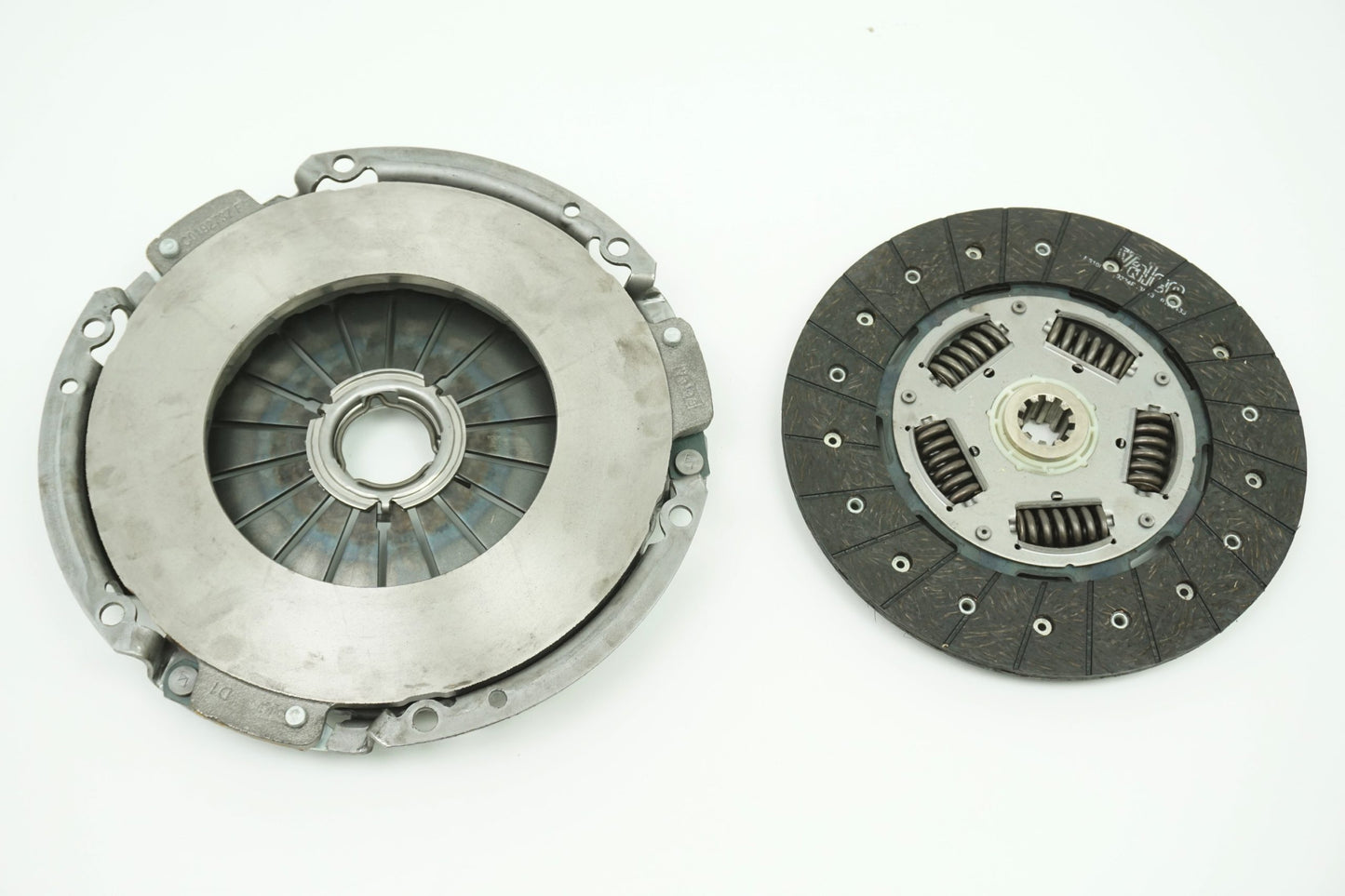 Pièce d'origine Kit d'embrayage pour Renault Mascott 5001868260