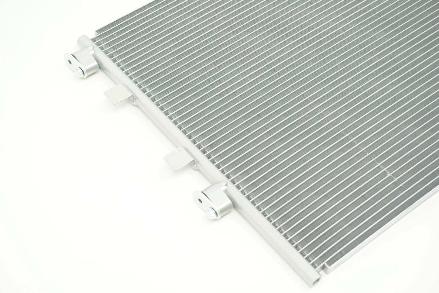 Pièce d'origine Condenseur de climatisation pour Renault Megane II 8660006084