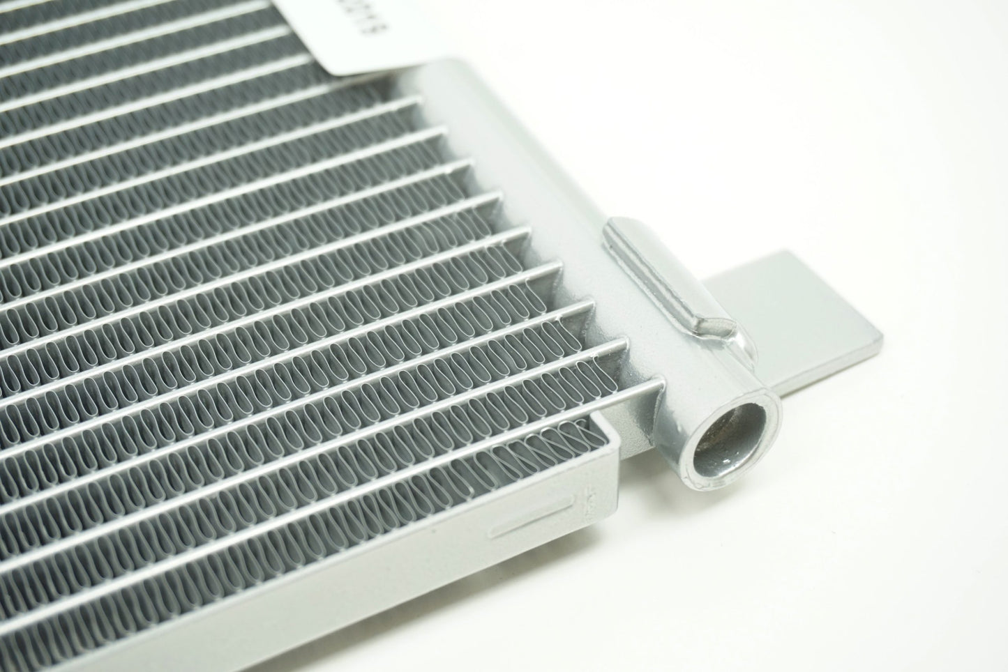 Pièce d'origine Condenseur de climatisation pour Renault Megane II 8660006084
