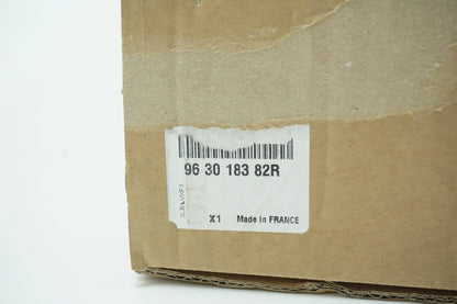 Pièce d'origine Rétroviseur droit long pour Renault Master III 963018382R