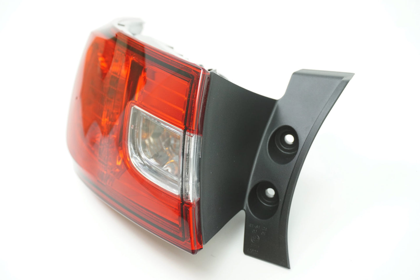 Pièce d'origine Feu arrière gauche pour Renault Clio IV 265553752R