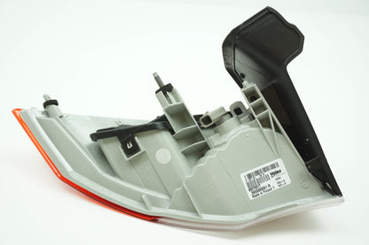 Pièce d'origine Feu arrière droit pour Renault Laguna III 265500001R