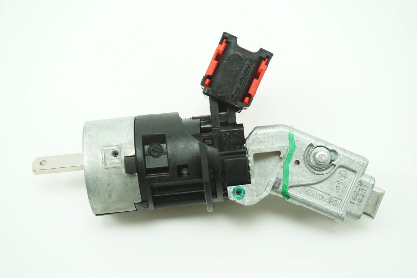 Pièce d'origine Antivol de direction pour Renault Kangoo II Clio III Master III N0502060