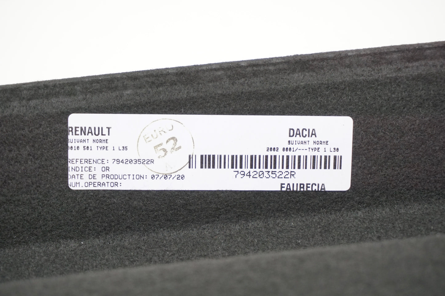 Pièce d'origine Plage arrière de coffre pour Dacia Duster 794203522R