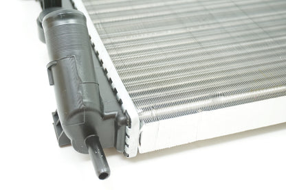 Pièce d'origine Radiateur moteur pour Renault Kangoo I 8660000495