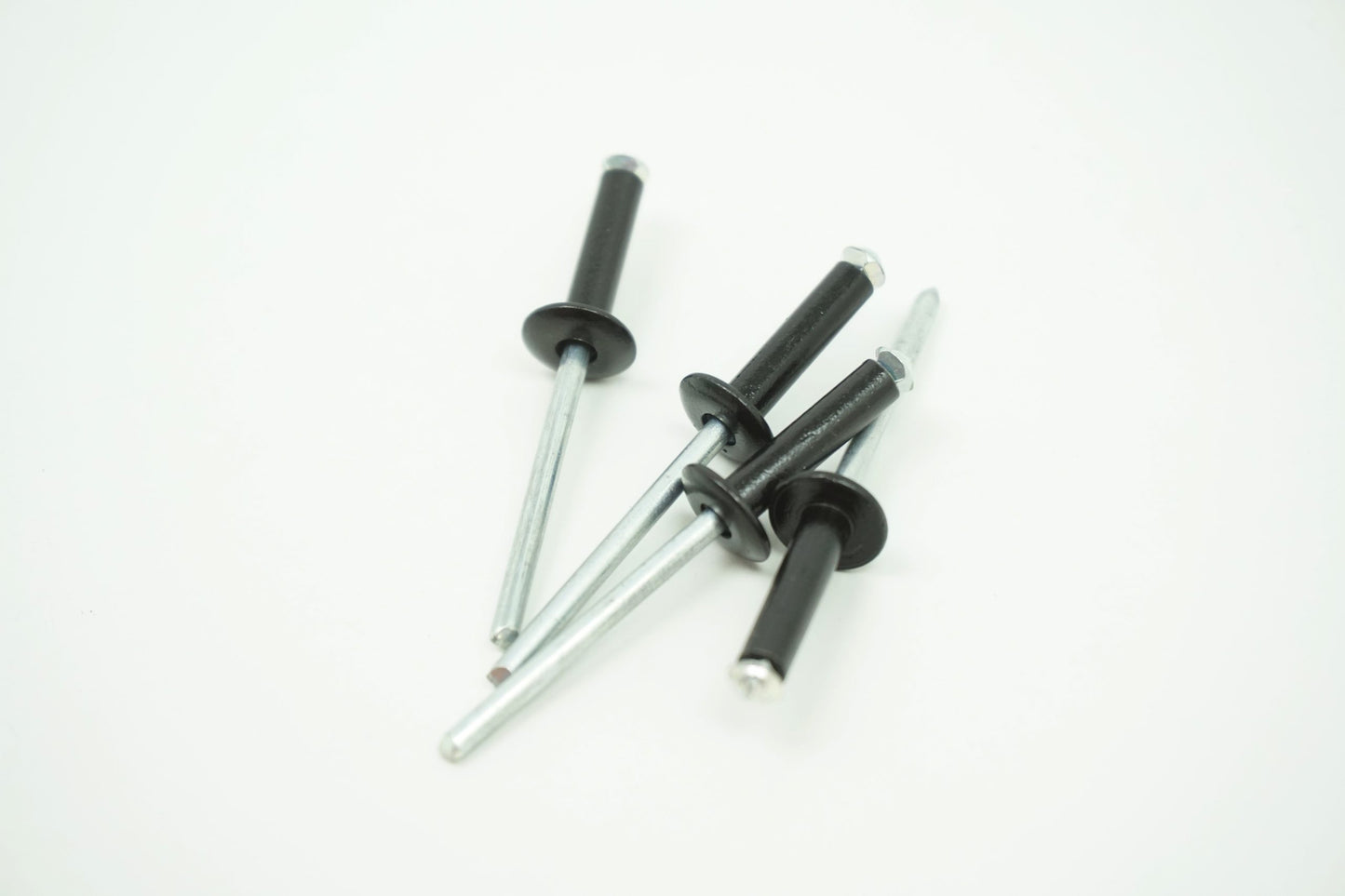 Pièce d'origine Rivets de fixation 4x16 pour Renault 7711171114
