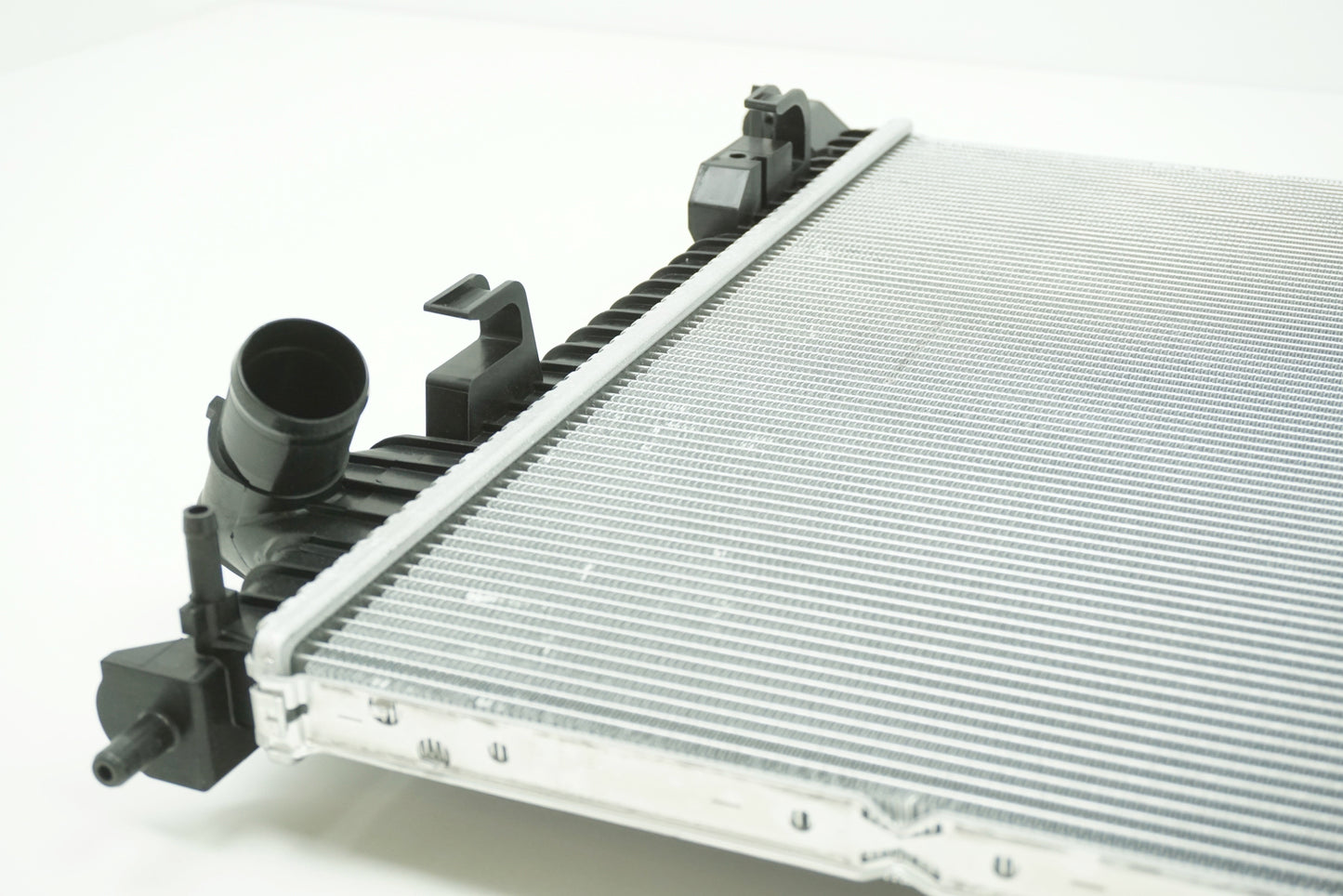 Pièce d'origine Radiateur moteur pour Nissan Qashqai Renault Kadjar 21410HV80A