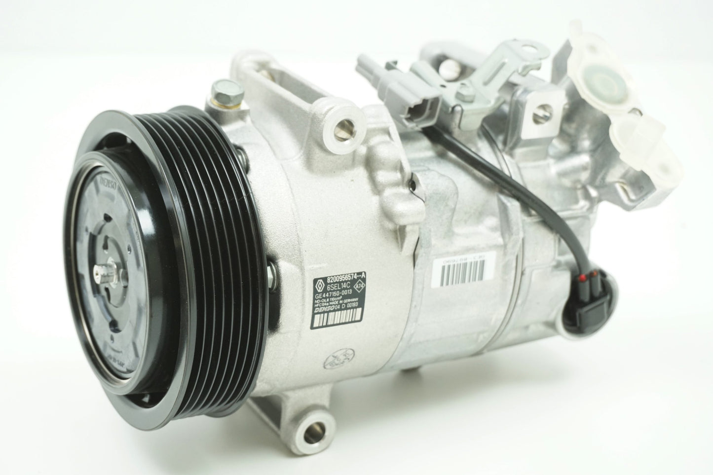 Pièce d'origine Compresseur de climatisation pour Renault Megane Scenic 8200956574