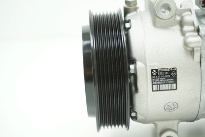 Pièce d'origine Compresseur de climatisation pour Renault Megane Scenic 8200956574