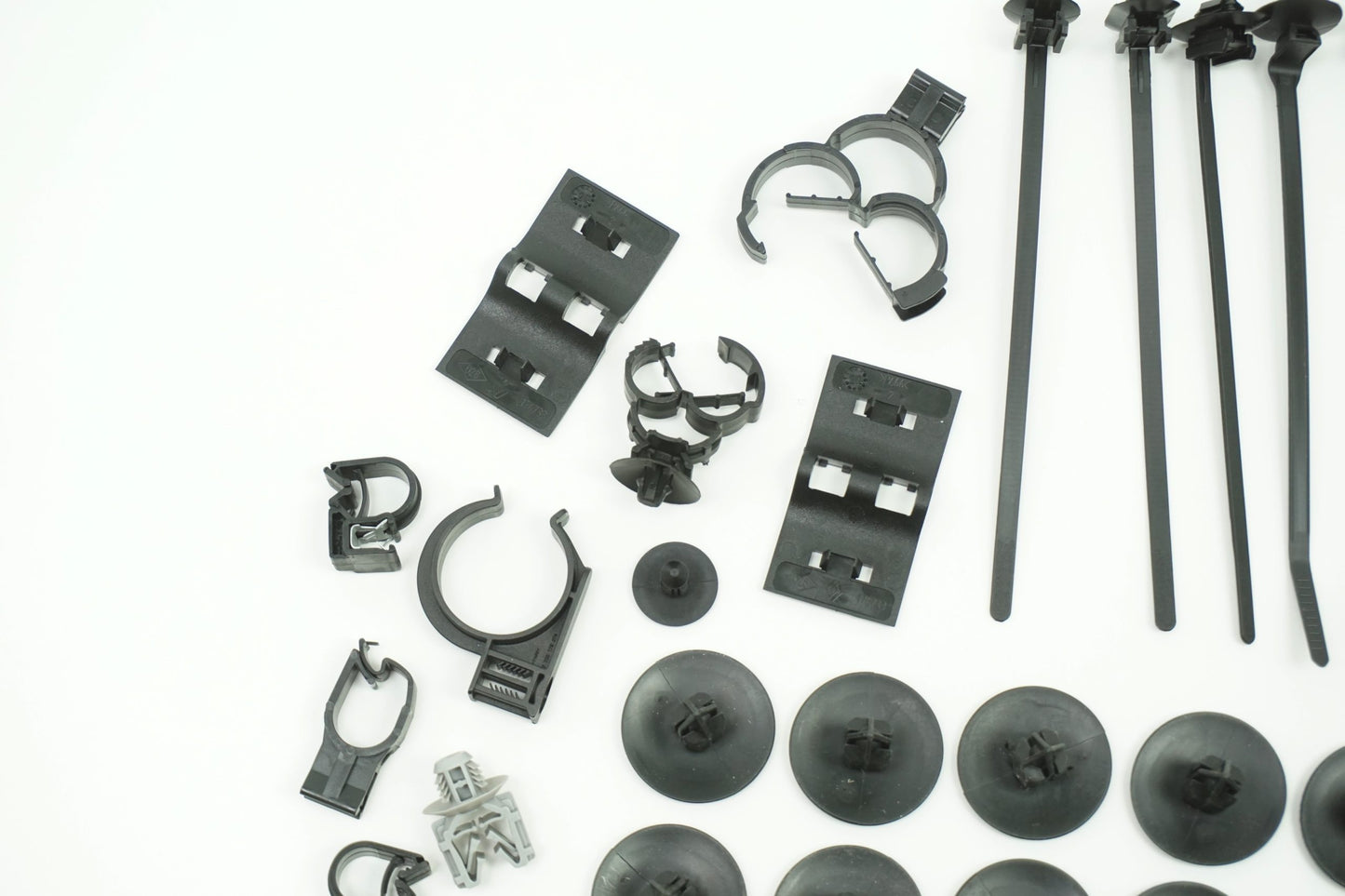 Pièce d'origine Kit de réparation de pare-chocs avant pour Renault Megane III 625541387R