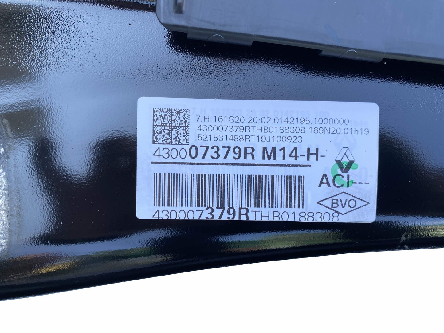 Pièce d'origine Traverse arrière essieu semi-rigide pour Renault Megane IV RS 551108428R