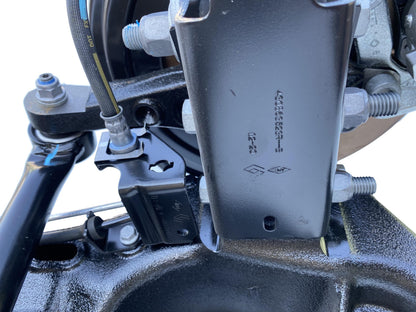 Pièce d'origine Traverse arrière essieu semi-rigide pour Renault Megane IV RS 551108428R