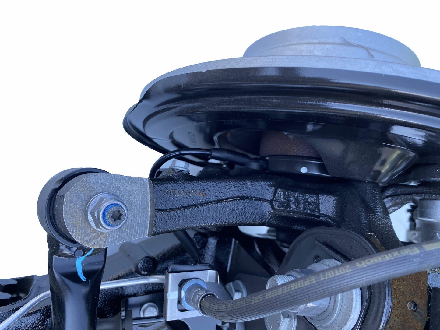 Pièce d'origine Traverse arrière essieu semi-rigide pour Renault Megane IV RS 551108428R