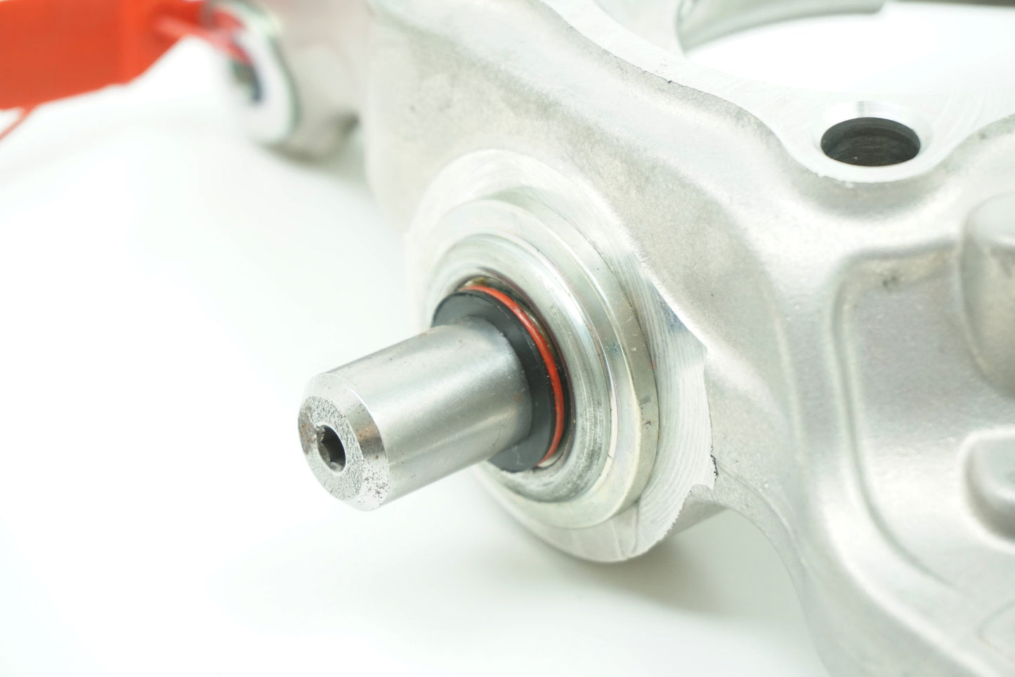Pièce d'origine Fusée d'essieu avant droite pour Renault Clio III 7701208960