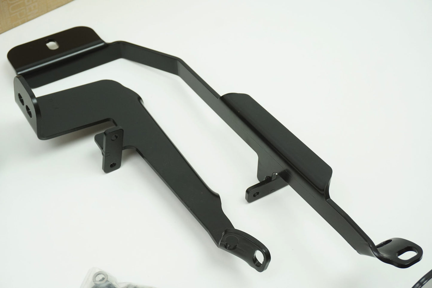 Pièce d'origine Fixation de tubes de protection latéraux pour Dacia Duster 8201480524