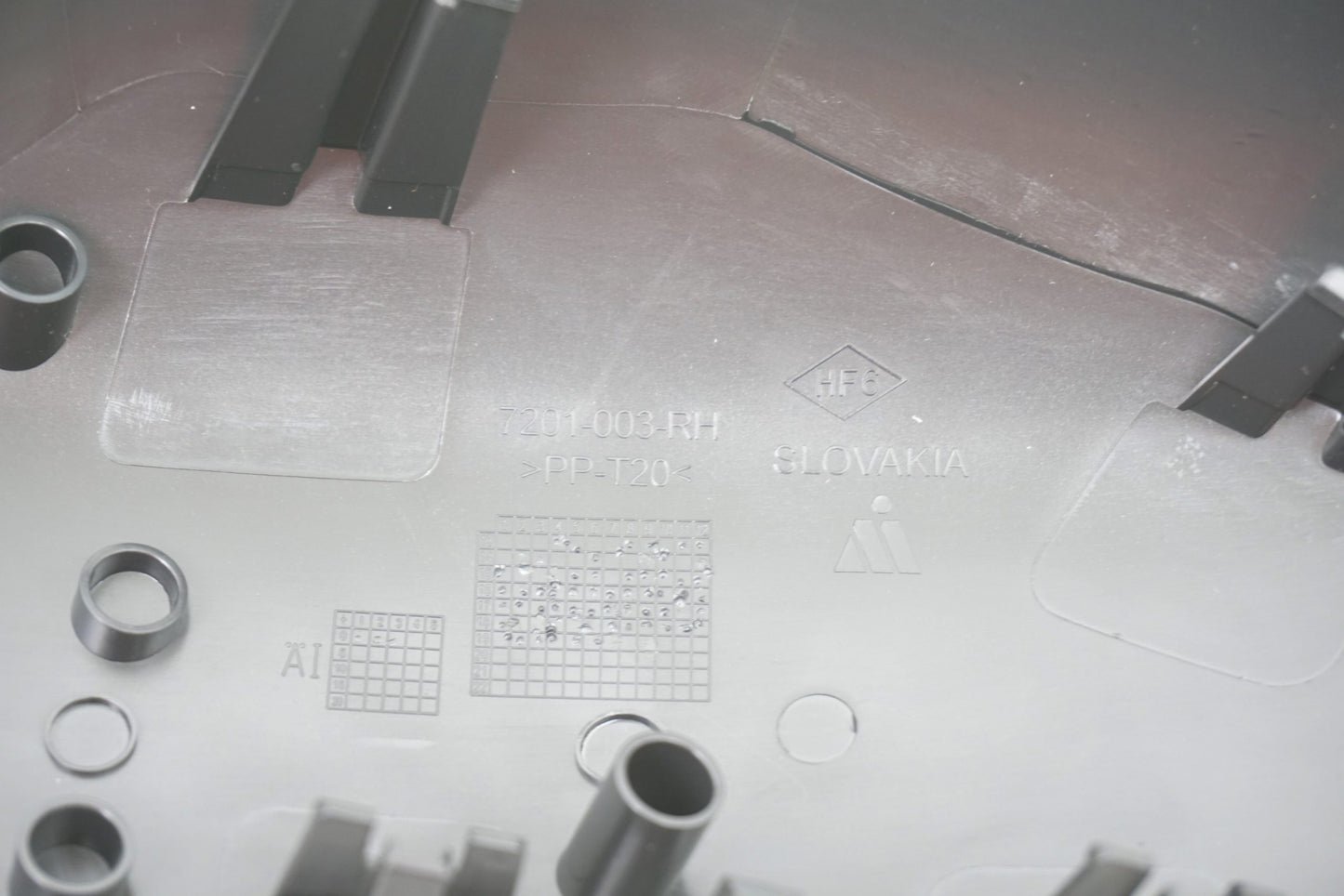 Pièce d'origine Coque de rétroviseur gauche pour Renault Twingo III 963740808R
