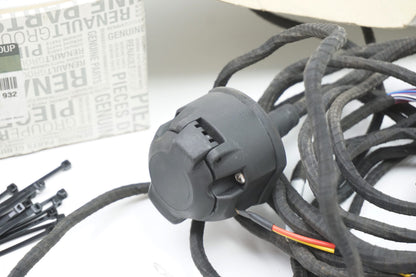 Pièce d'origine Faisceau d'attelage pour Renault Master III 7711425932