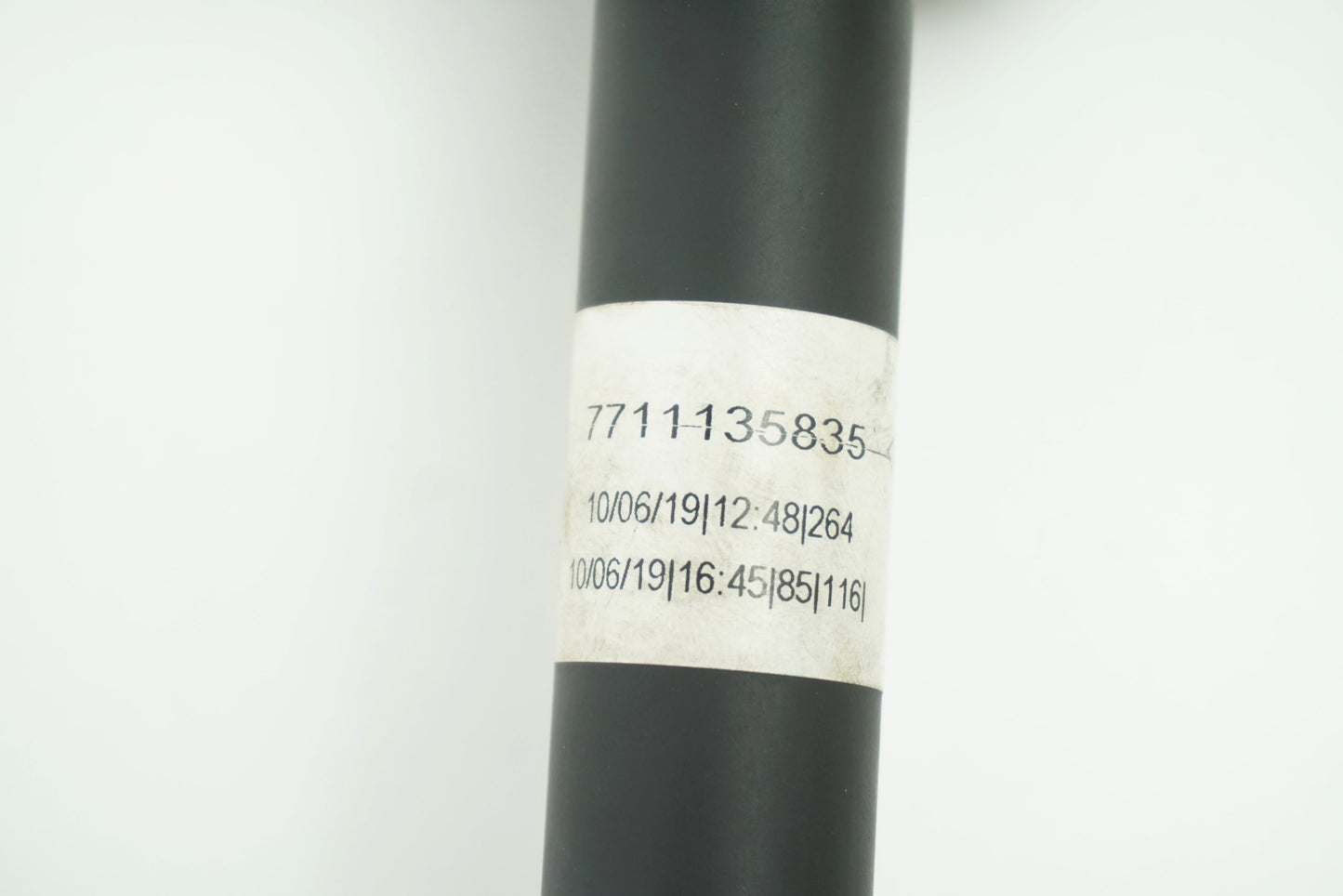 Pièce d'origine Cardan avant droit pour Renault Kangoo I 7711135835