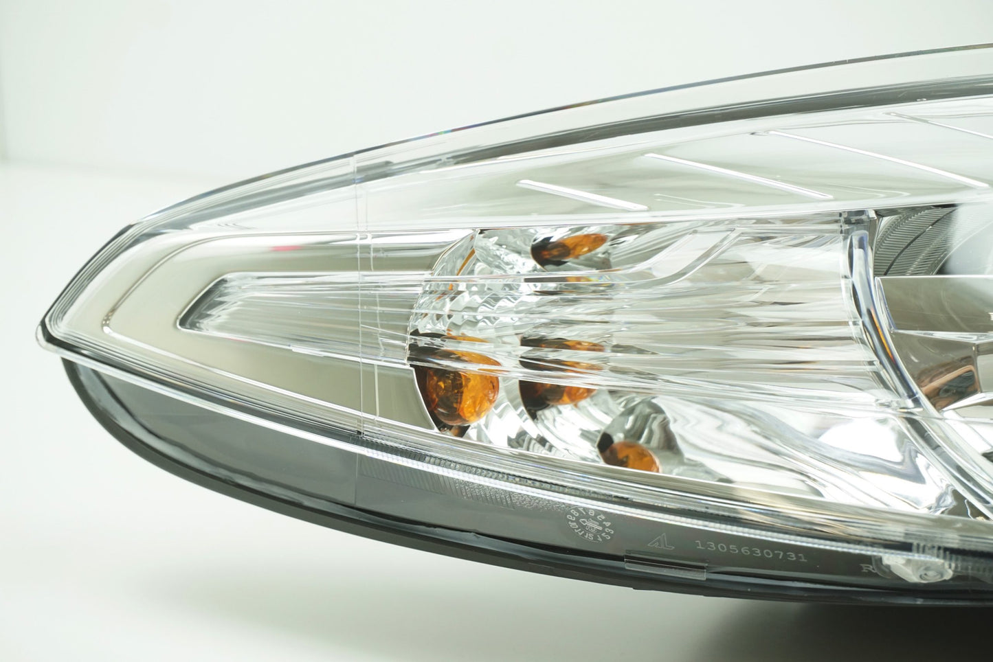 Pièce d'origine Phare droit pour Renault Fluence 260107085R