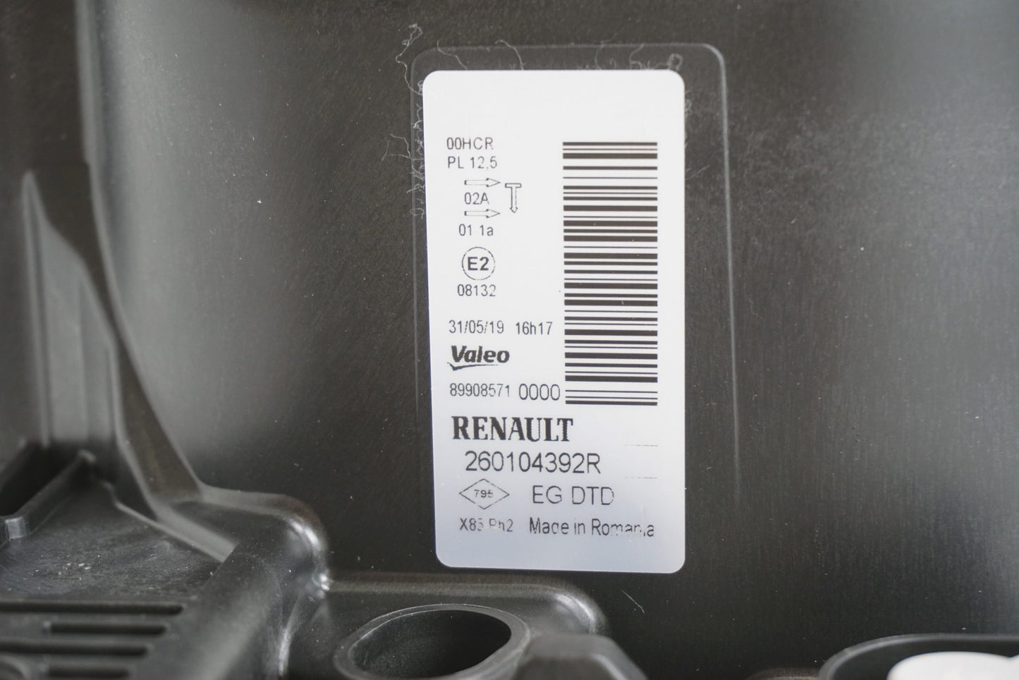 Pièce d'origine Phare droit pour Renault Clio III 260104392R