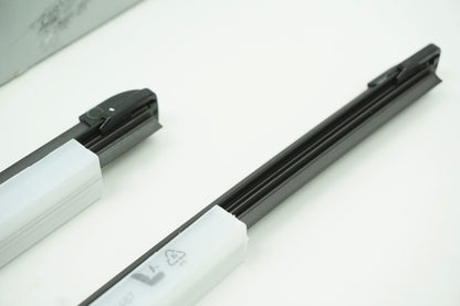 Pièce d'origine Balais d'essuie-glace 600 450 mm pour Renault Megane II 288908411R