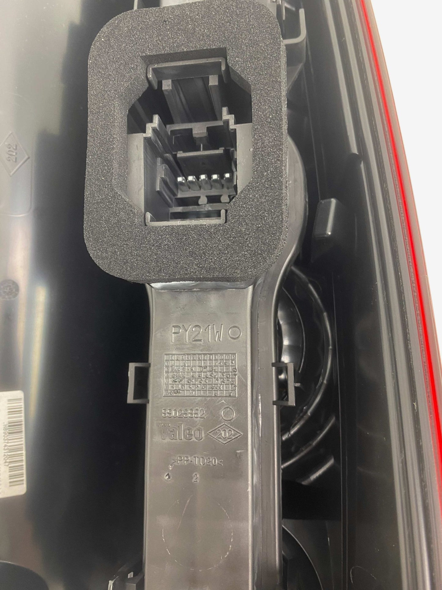Pièce d'origine Feu arrière gauche pour Renault Espace IV 8200394722