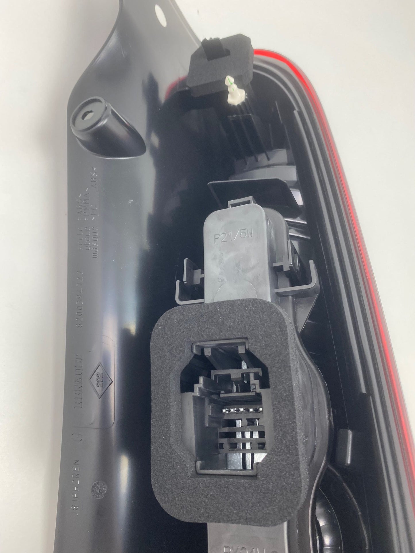 Pièce d'origine Feu arrière gauche pour Renault Espace IV 8200394722