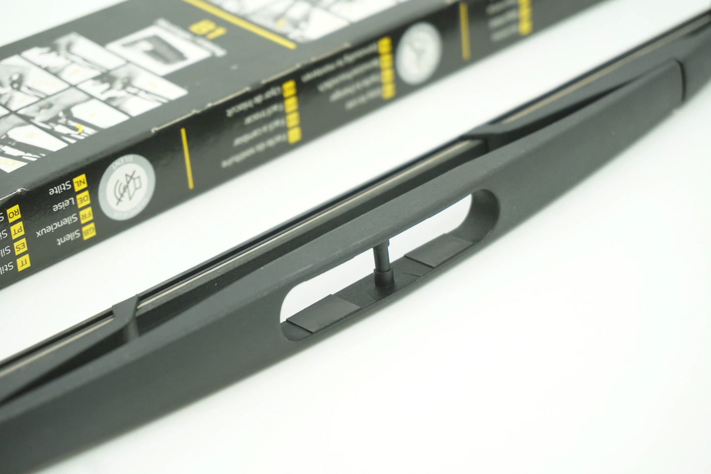 Pièce d'origine Balai d'essuie-glace arrière 300 mm pour Renault Twingo I 7711130029