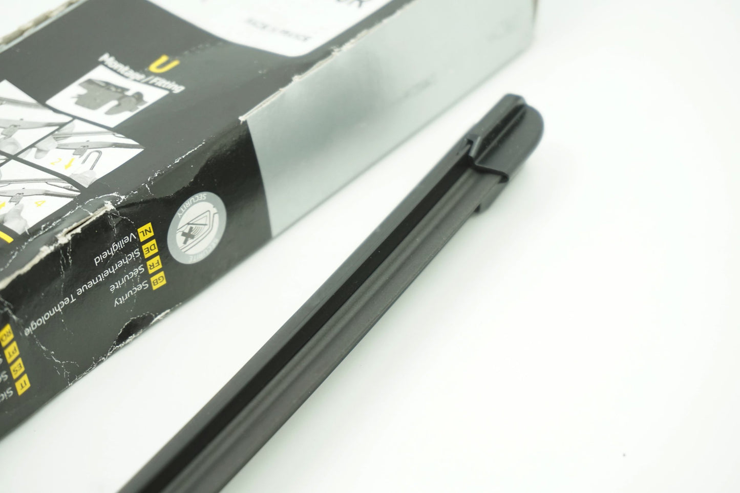 Pièce d'origine Balai d'essuie-glace arrière 400 mm pour Renault Trafic III Opel Vivaro 287908635R