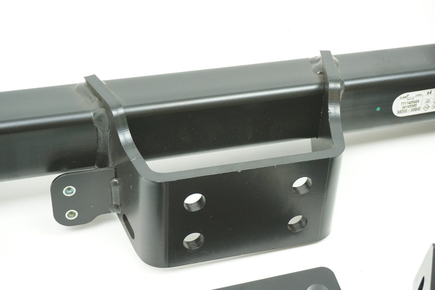 Pièce d'origine Traverse d'attelage pour Renault Master III Opel Movano B Nissan NV400 8201288617