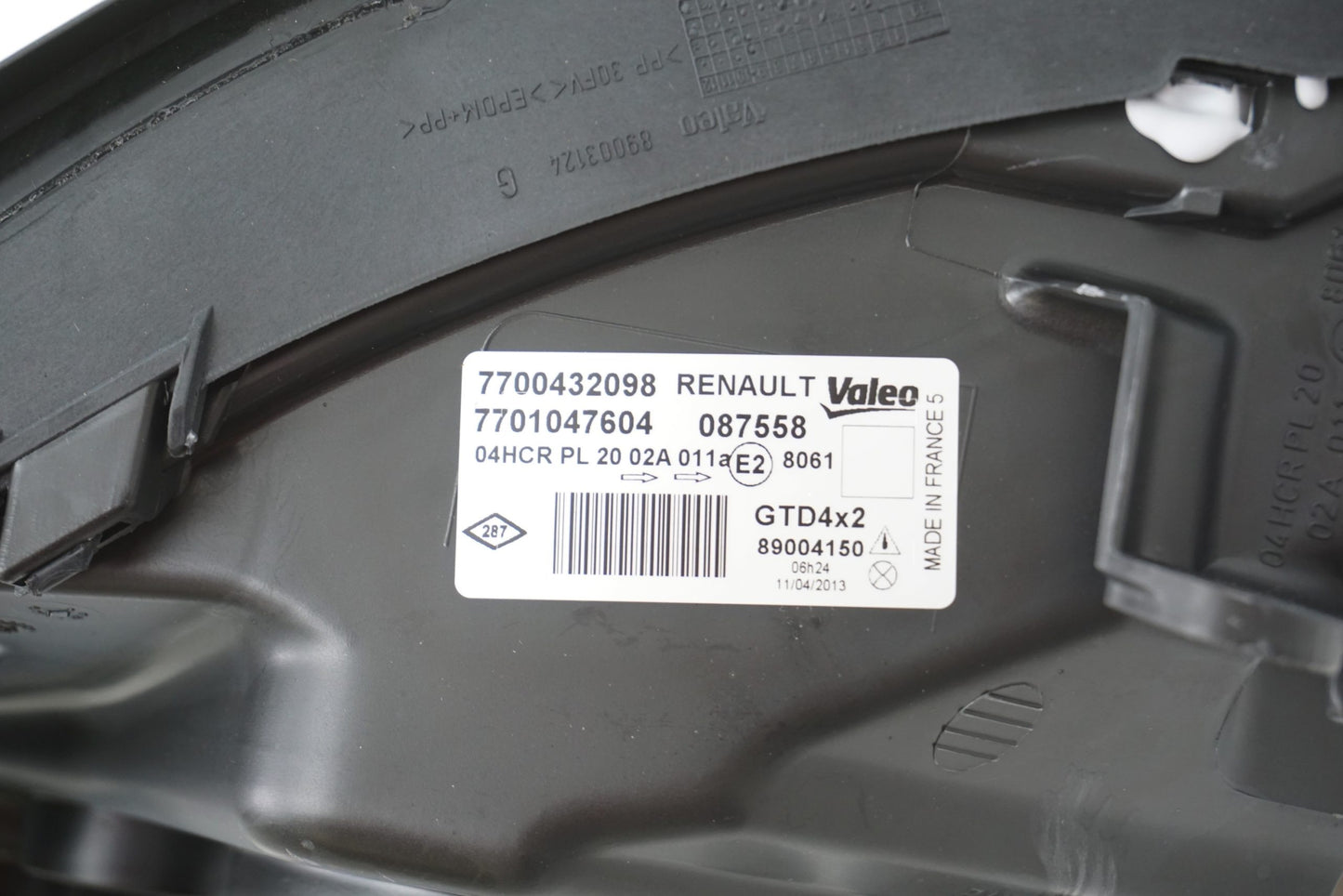 Pièce d'origine Phare gauche pour Renault Scenic I phase 2 7701047604