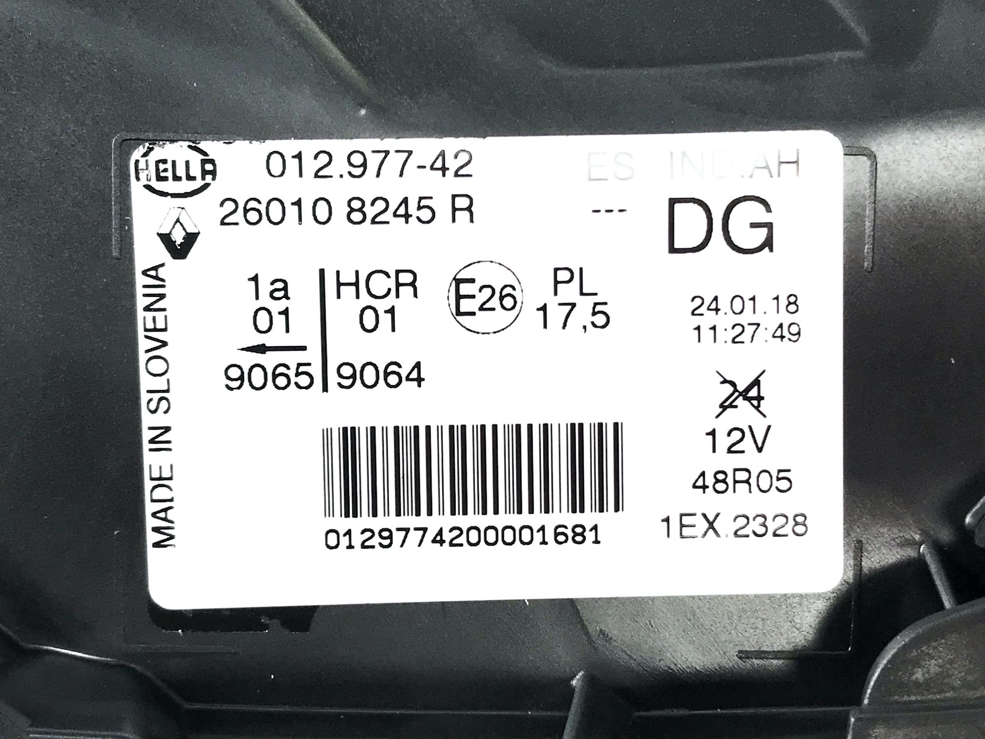 Pièce d'origine Phare droit pour Renault Captur II 260101671R.
