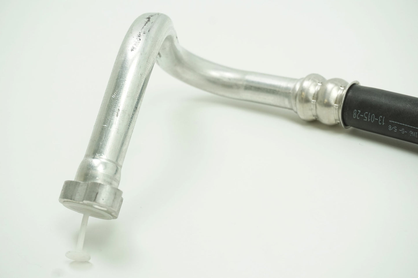 Pièce d'origine Tuyau de climatisation pour Renault Clio IV Captur I 924809666R