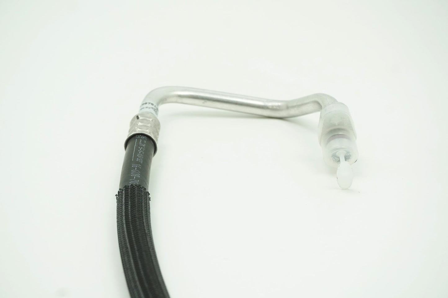 Pièce d'origine Tuyau de climatisation pour Renault Clio IV 924907813R