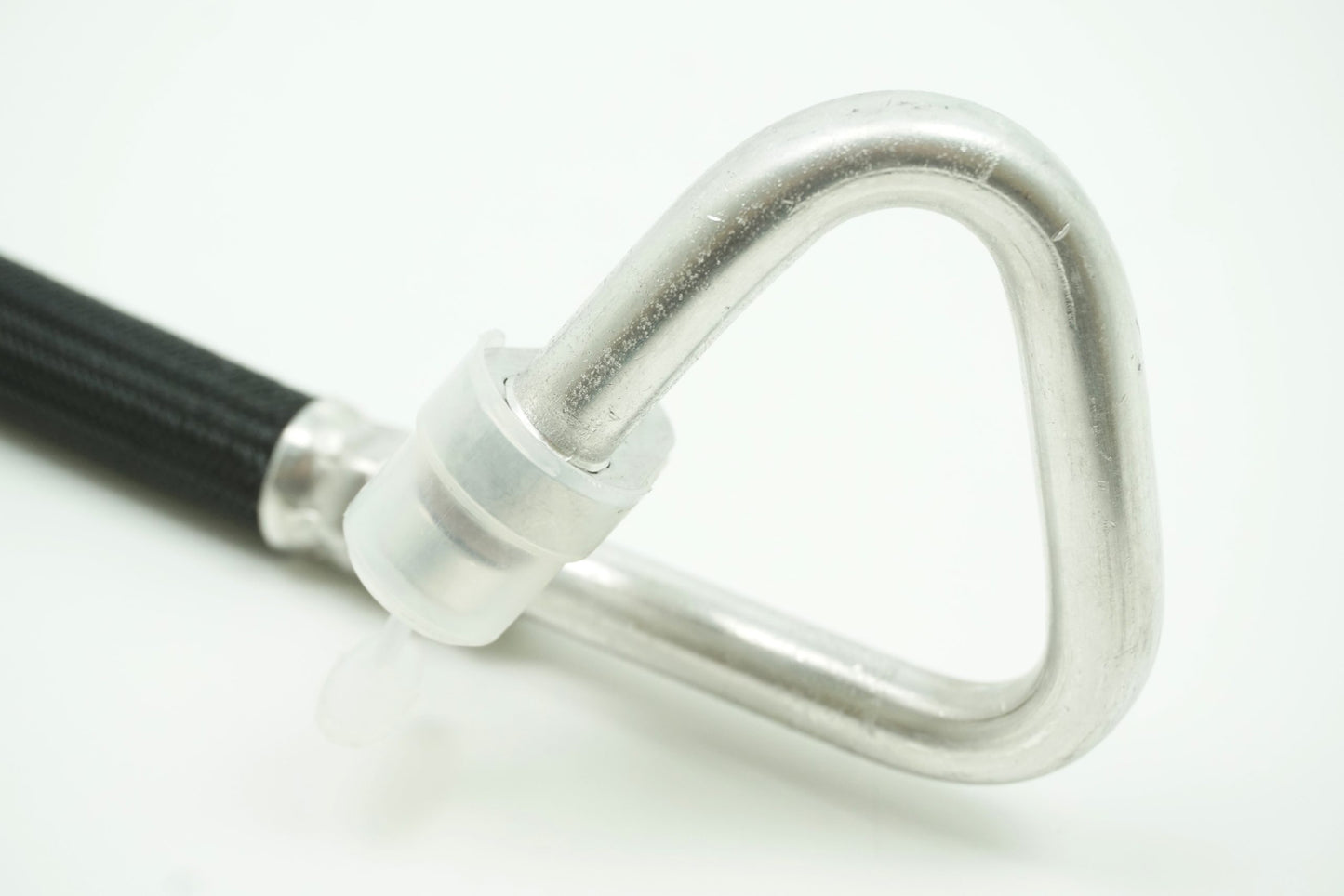 Pièce d'origine Tuyau de climatisation pour Renault Clio IV 924907813R
