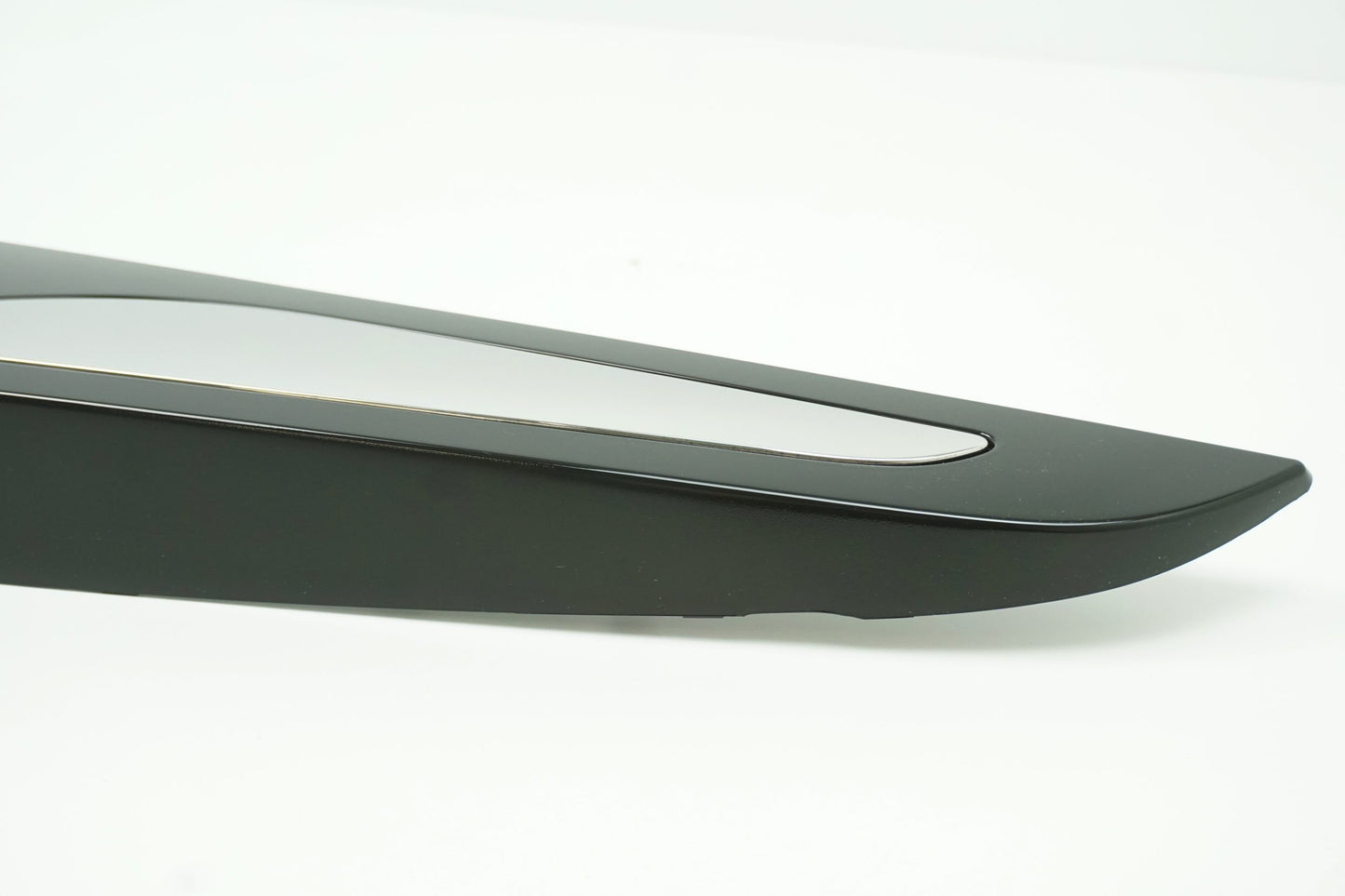 Pièce d'origine Baguette de porte arrière gauche pour Renault Clio IV 828772096R