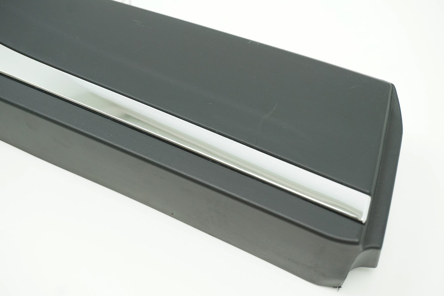Pièce d'origine Baguette de porte arrière droite pour Renault Clio IV 828762614R