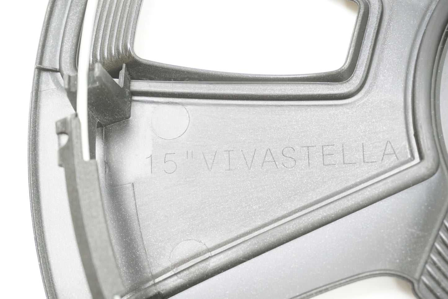 Nouveau enjoliveur 15 pouces pour Renault Twingo II 403152594R