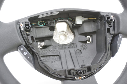 Nouveau volant pour Renault Clio III 8200213130