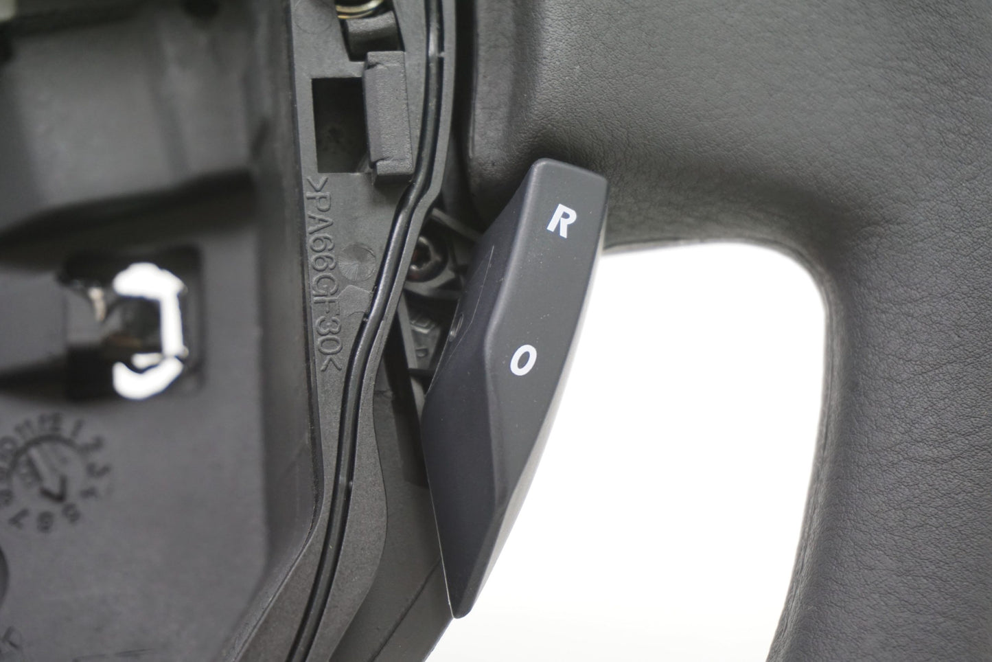 Nouveau volant pour Renault Clio III 8200213130