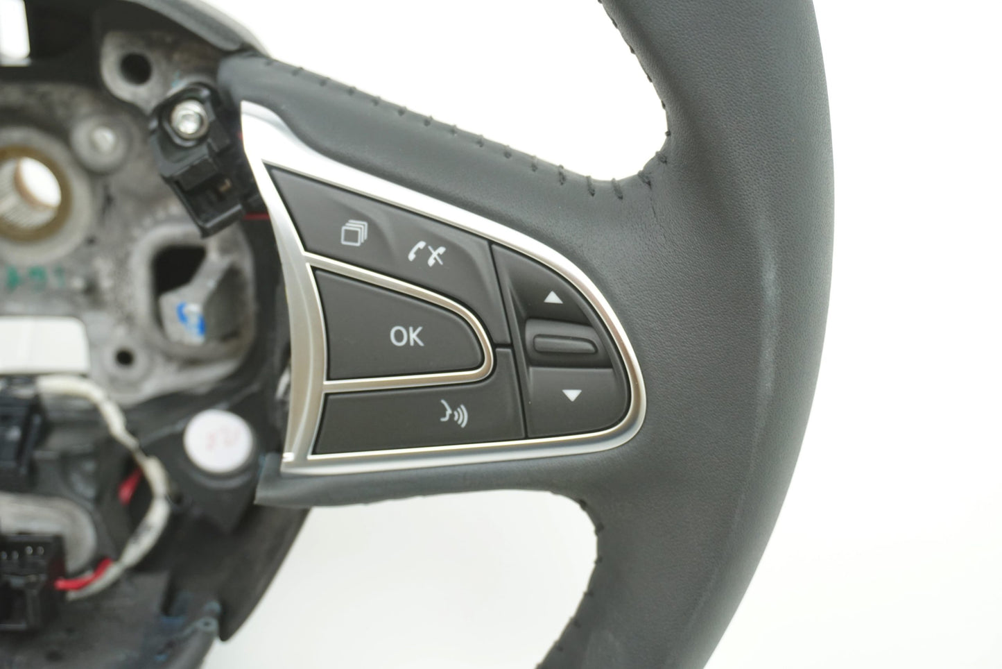 Volant en cuir pour Renault Megane IV Scenic IV 484003557R