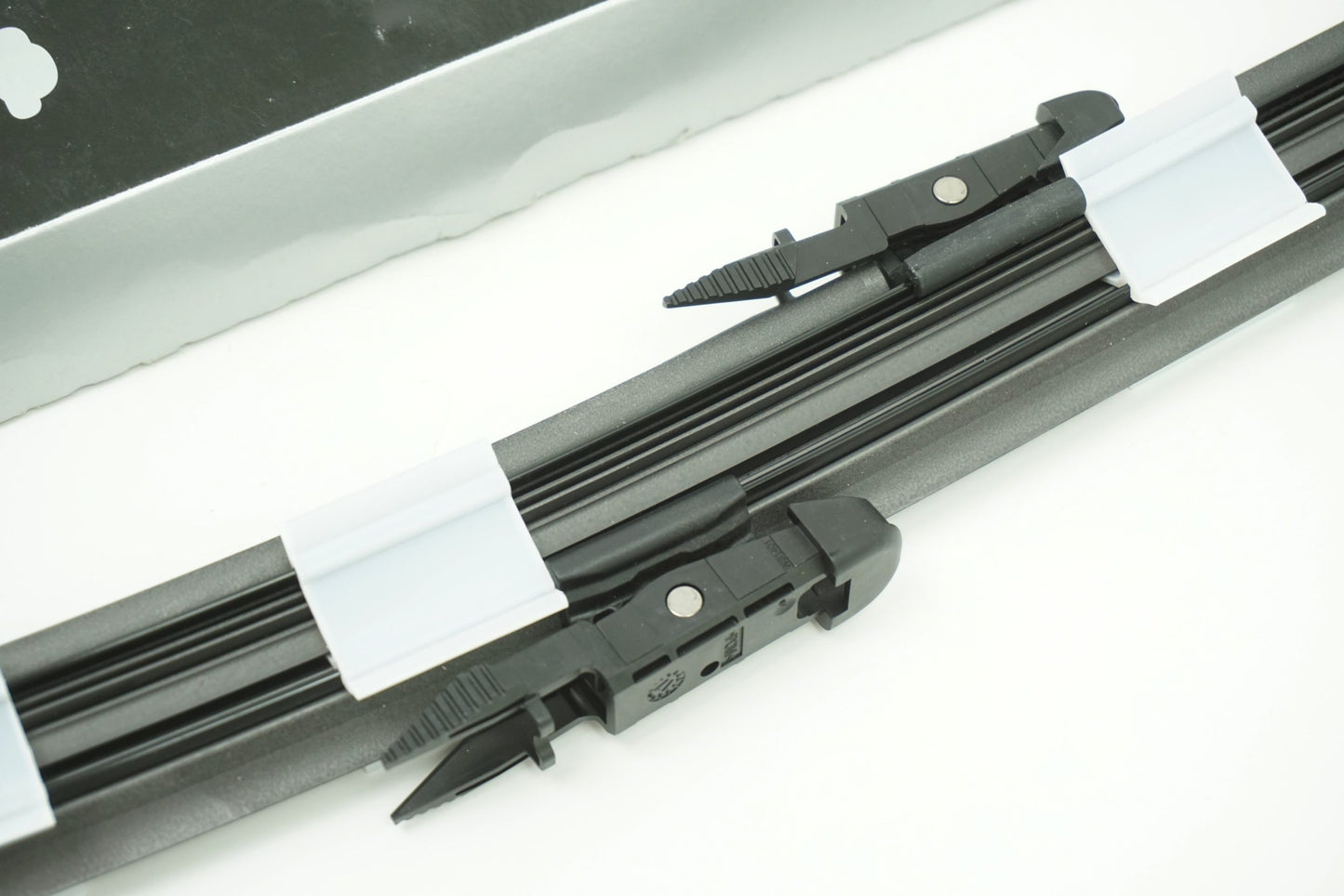 Balais d'essuie-glace 650/475 mm pour Renault Scenic III